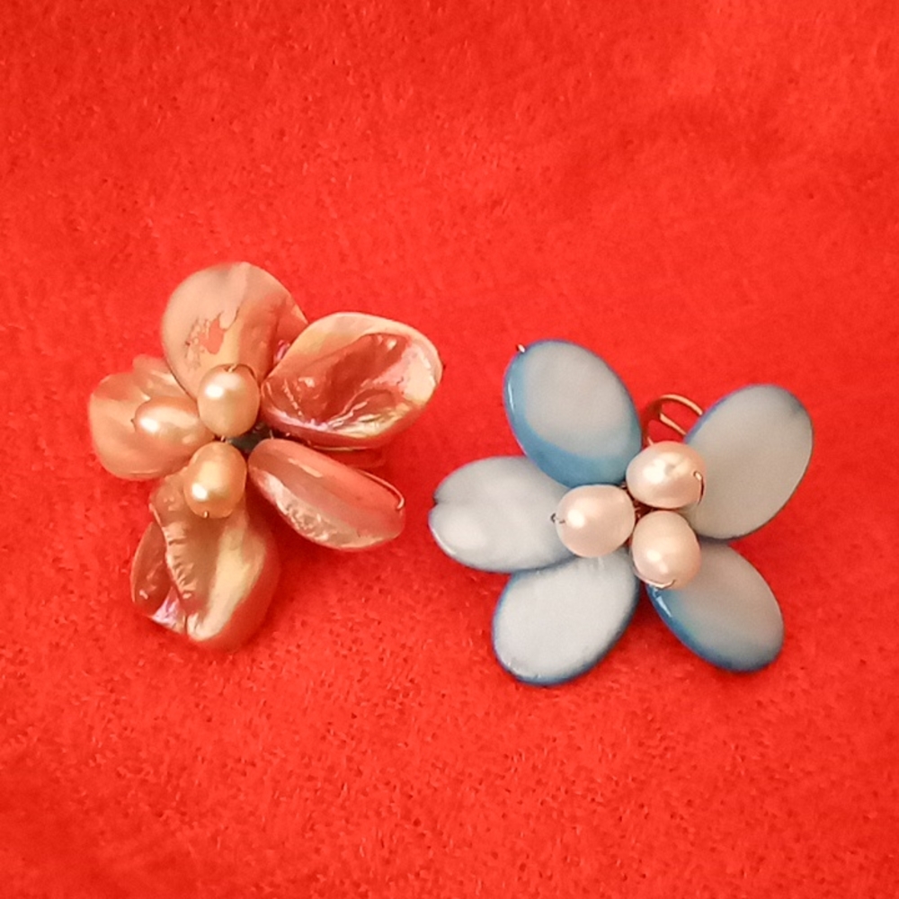 🌺 Set of 2 Shell faux pearl rings adjustable 🌺